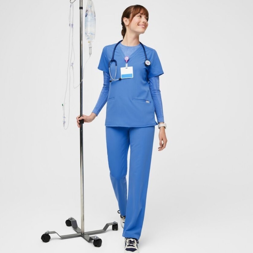 Figs Casma Three-Pocket Scrub Top Size S